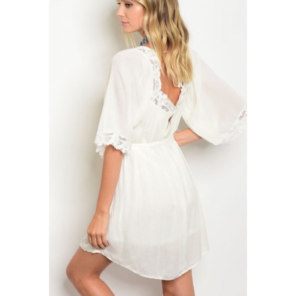 *LAST ONE* Ivory White and Lace Dress - Picture 2 of 6